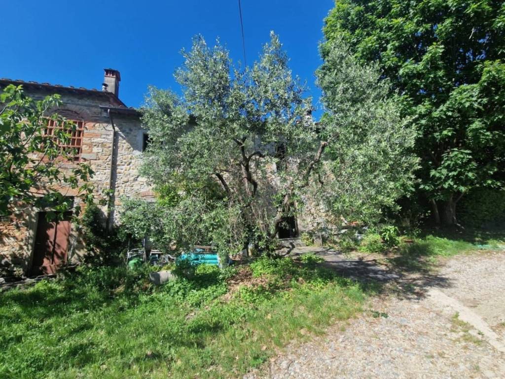 Casa indipendente a Montemurlo in Via Javello, 6 - Foto 2