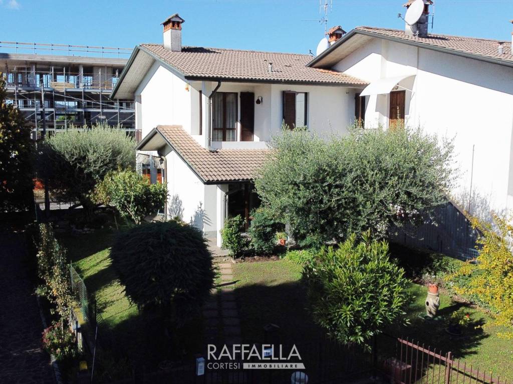 Villa a Trescore balneario in Via Sant'Ambrogio, 12 - Foto 2