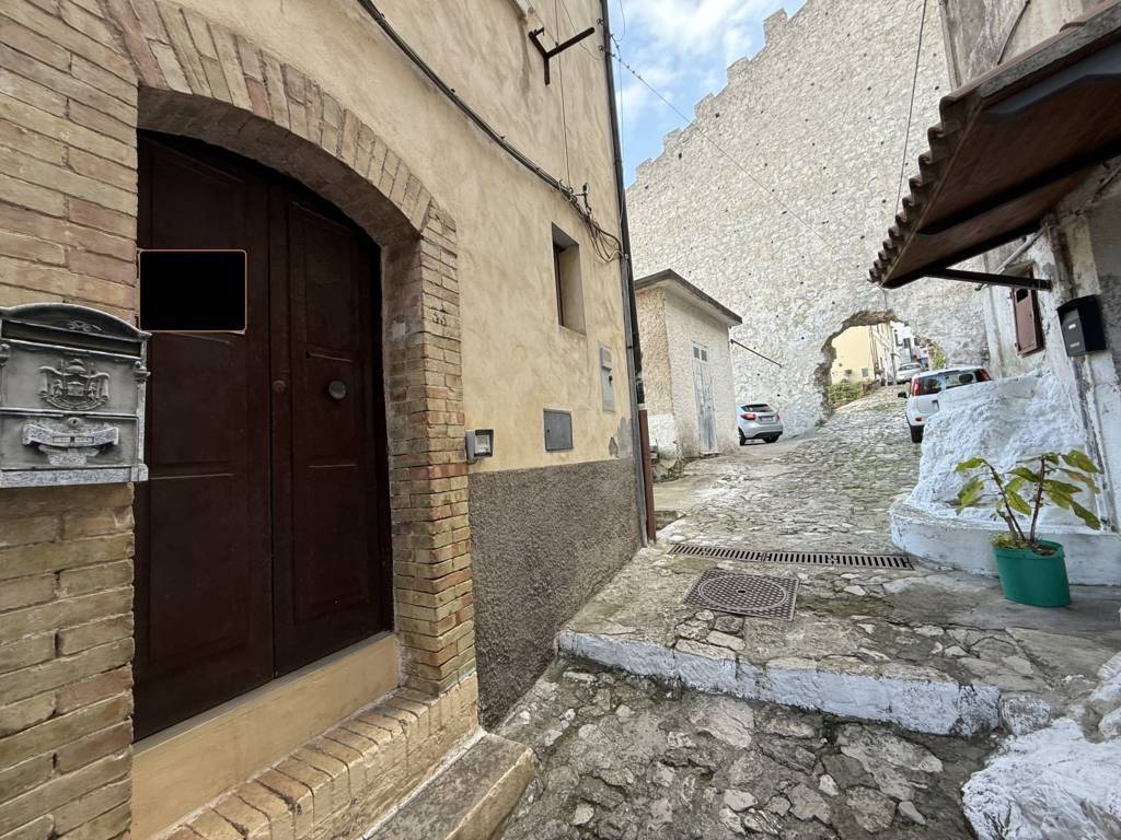 Casa indipendente a Itri in Via Mamurra - Foto 3