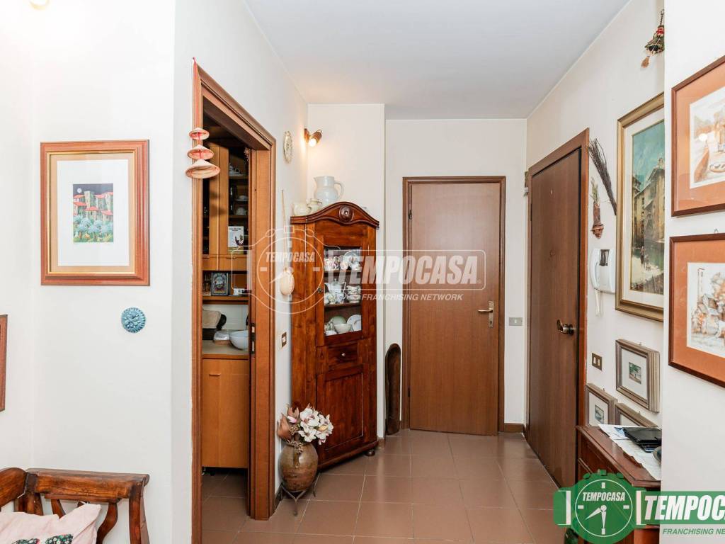 Appartamento a Tavazzano con villavesco in Via Aldo Moro, 12 - Foto 4