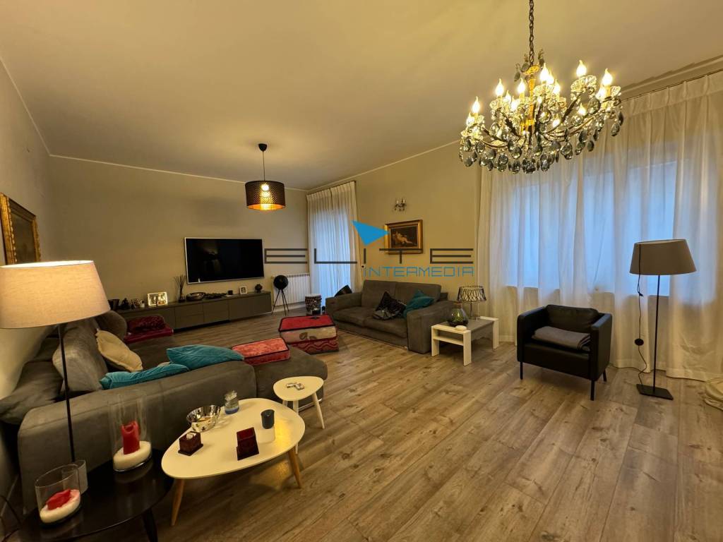 Appartamento a Ortona in Corso Vittorio Emanuele, 114 - Foto 4
