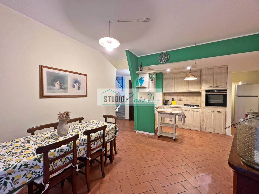 Villetta a schiera a Camaiore in via di mezzo - Foto 5