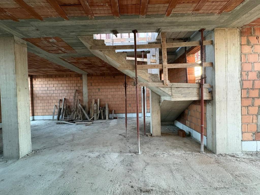 Villa a Castel san pietro terme in Via Emilia Ponente, 5130 - Foto 2