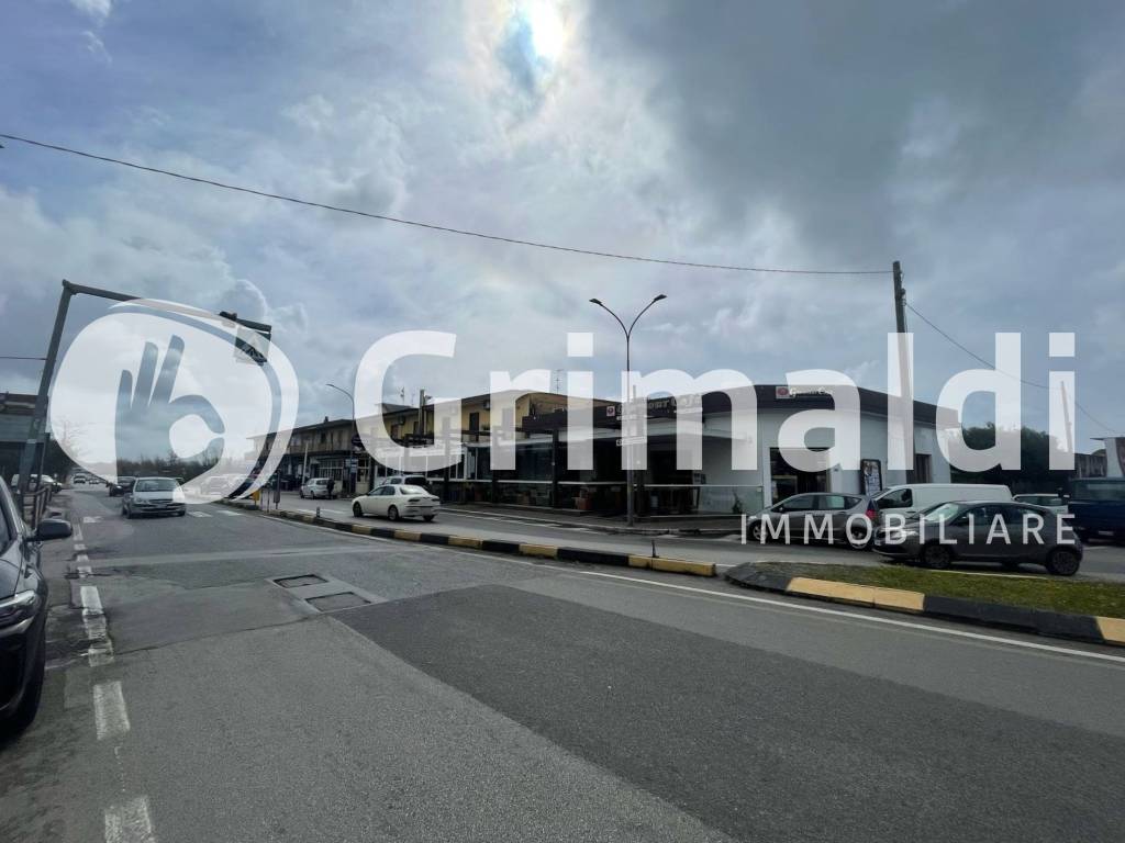 Immobile a Montecorvino pugliano in Viale Giuseppe Verdi, 44 - Foto 4