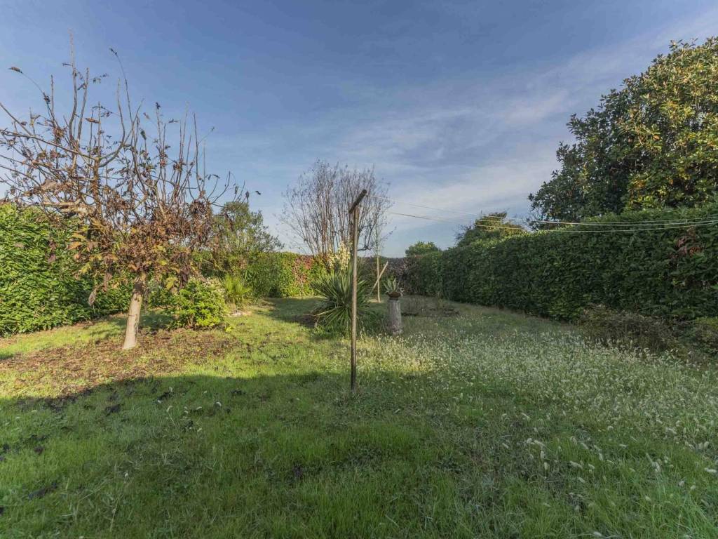 Villa a Ferrara in via Aldo Chiorboli, 163 - Foto 4