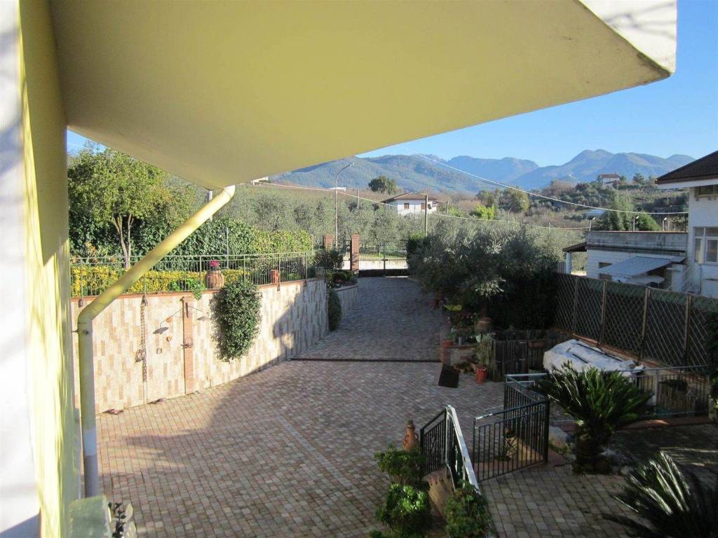 Villa a Giffoni sei casali in via San Pietro - Foto 5