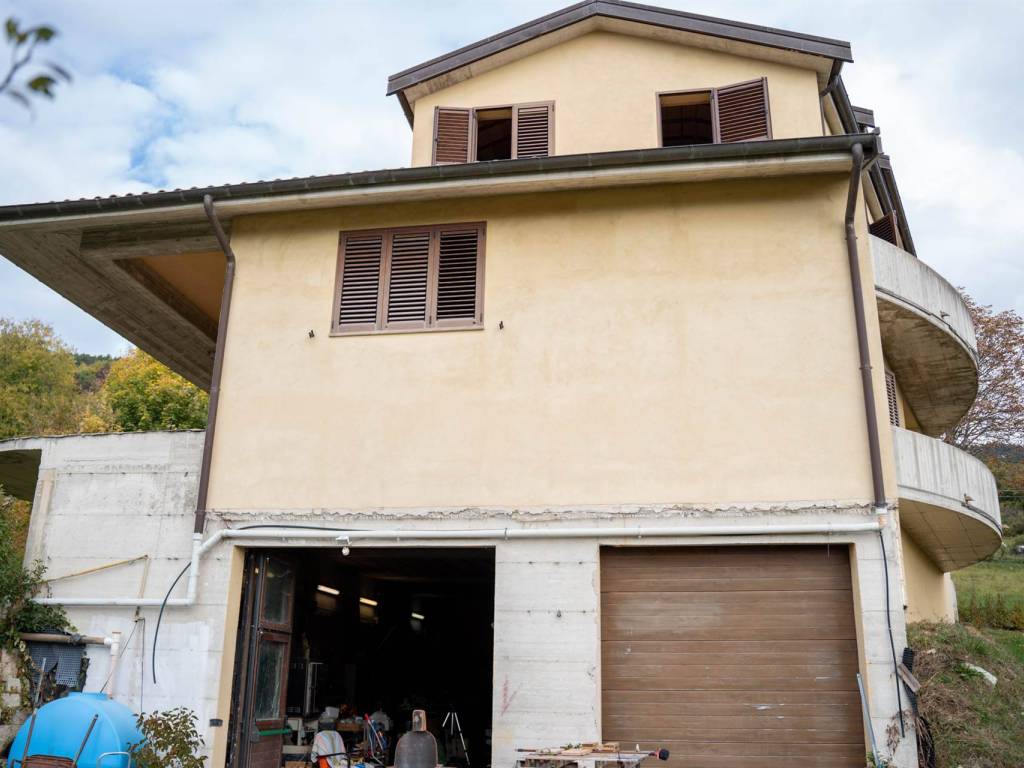 Villa a Carpegna in Via giuseppe mazzini - Foto 3