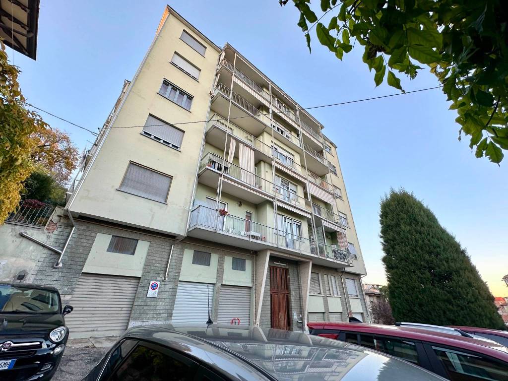 Appartamento a Asti in Via Vittorio Faletti - Foto 2