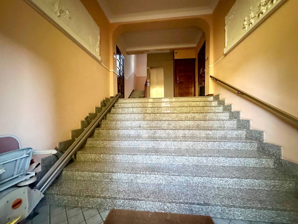 Appartamento a Asti in Via Vittorio Faletti - Foto 3