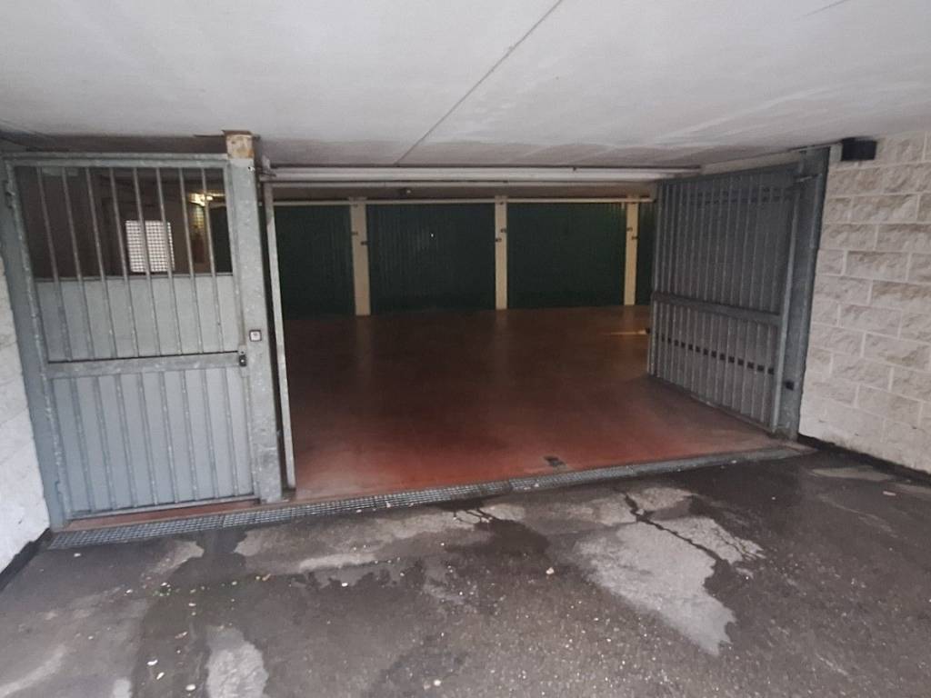 Box / garage a Bologna in Via Antonio Levanti - Foto 5