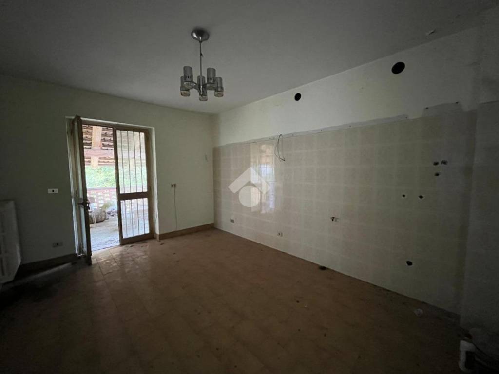 Casa indipendente a Revello in Via Comba Sant'ilario, 3 - Foto 4