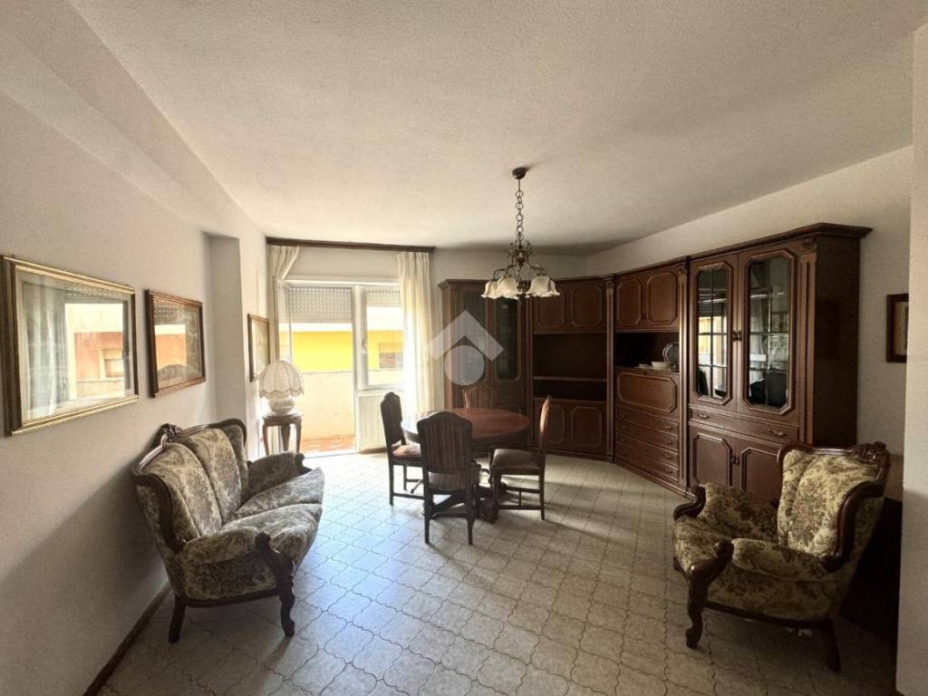 Appartamento a Nuoro in Via Monsignor Giuseppe Melas, 34 - Foto 4