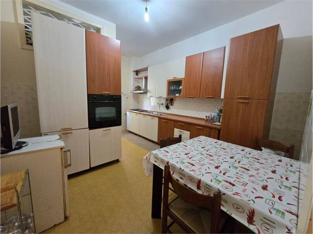 Appartamento a Catanzaro in Via Gioacchino da Fiore, 47 - Foto 4