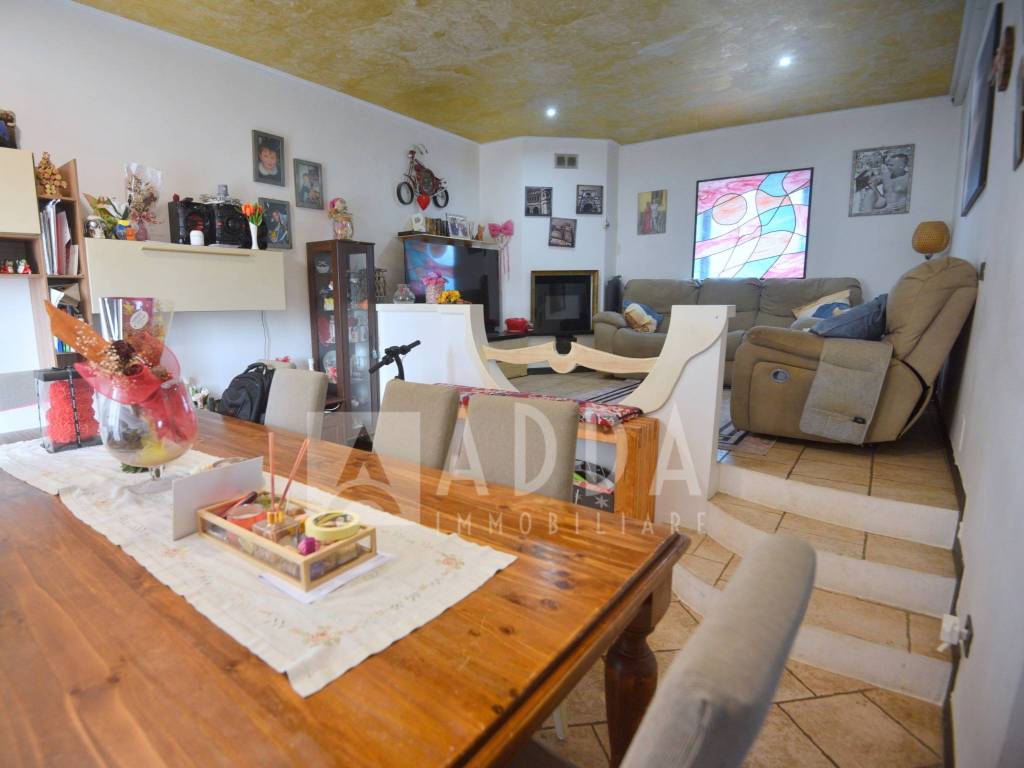 Appartamento a Missaglia in Via Corte di Barriano - Foto 4