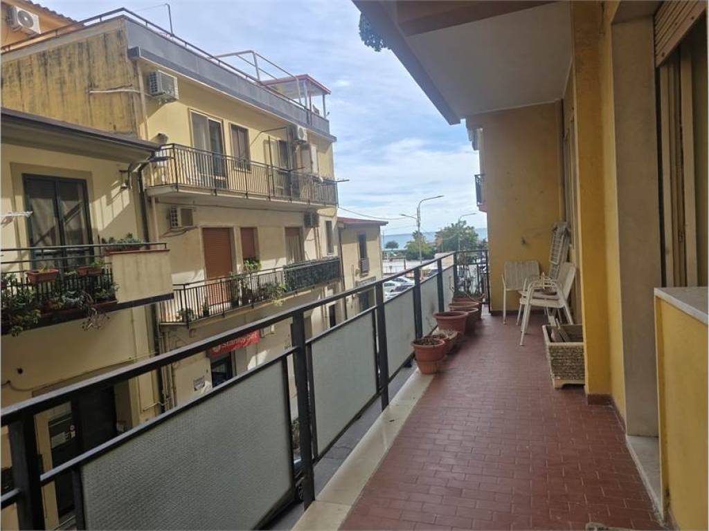 Appartamento a Catanzaro in Via Vibo Valentia - Foto 5