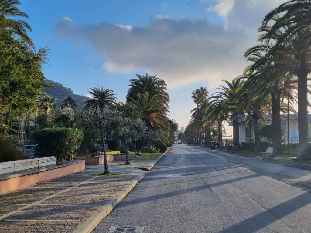 Appartamento a Finale ligure in Via Colombo, 41 - Foto 3