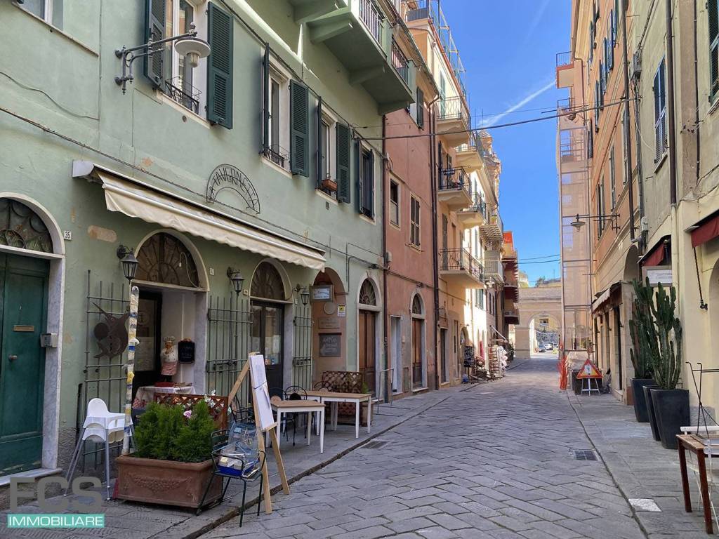 Appartamento a Finale ligure in Via Colombo, 41 - Foto 5
