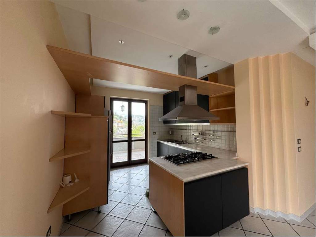 Appartamento a Roccapiemonte in via San Pasquale, 13 - Foto 4