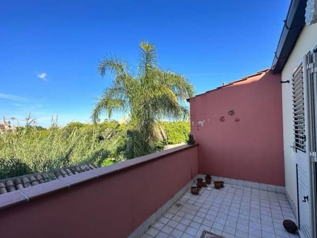 Casa indipendente a Milazzo in Vico 2 Garrisi - Foto 3