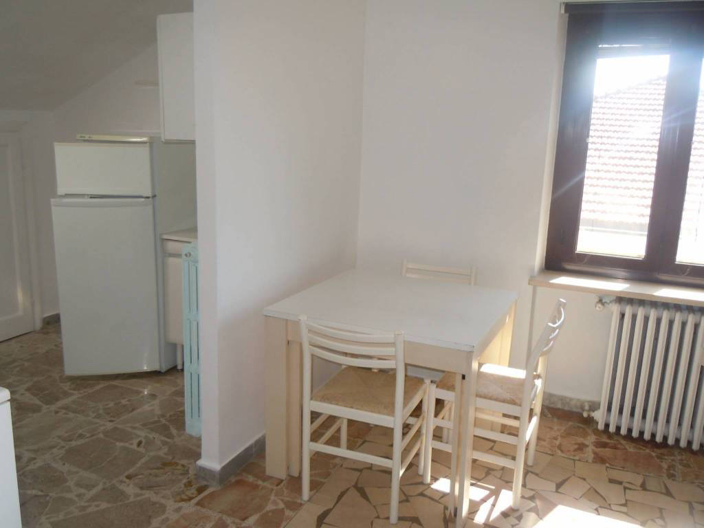 Attico / mansarda a Beinasco in Via Generale Perotti, 7 - Foto 4