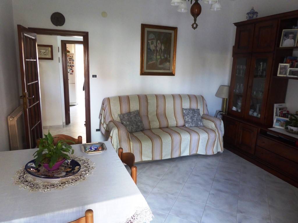 Appartamento a Livorno in Via Lombardia - Foto 4