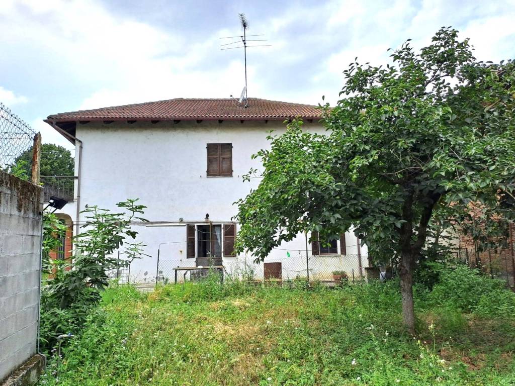 Villa a Alessandria in Strada Frugarolo, 54 - Foto 3