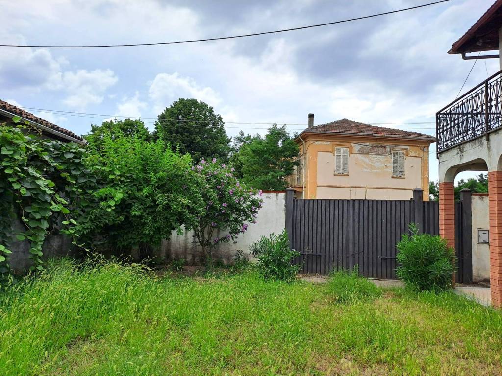 Villa a Alessandria in Strada Frugarolo, 54 - Foto 4