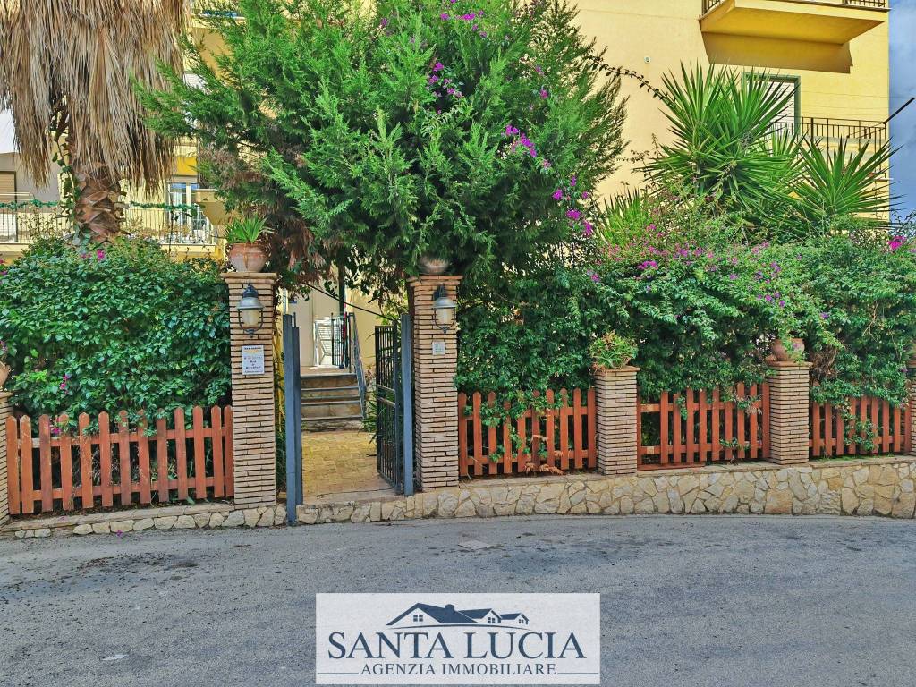 Appartamento a Canicattì in Via L'Aquila - Foto 3