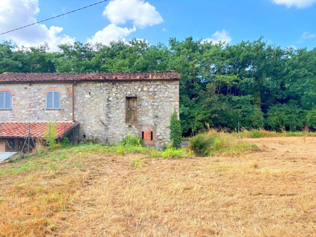 Rustico / casale a Lucca in Via Sarzanese, 5000 - Foto 2