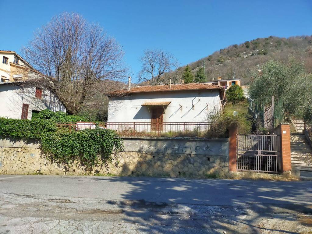 Villa a Roviano in Viale Ungheria, 23 - Foto 3