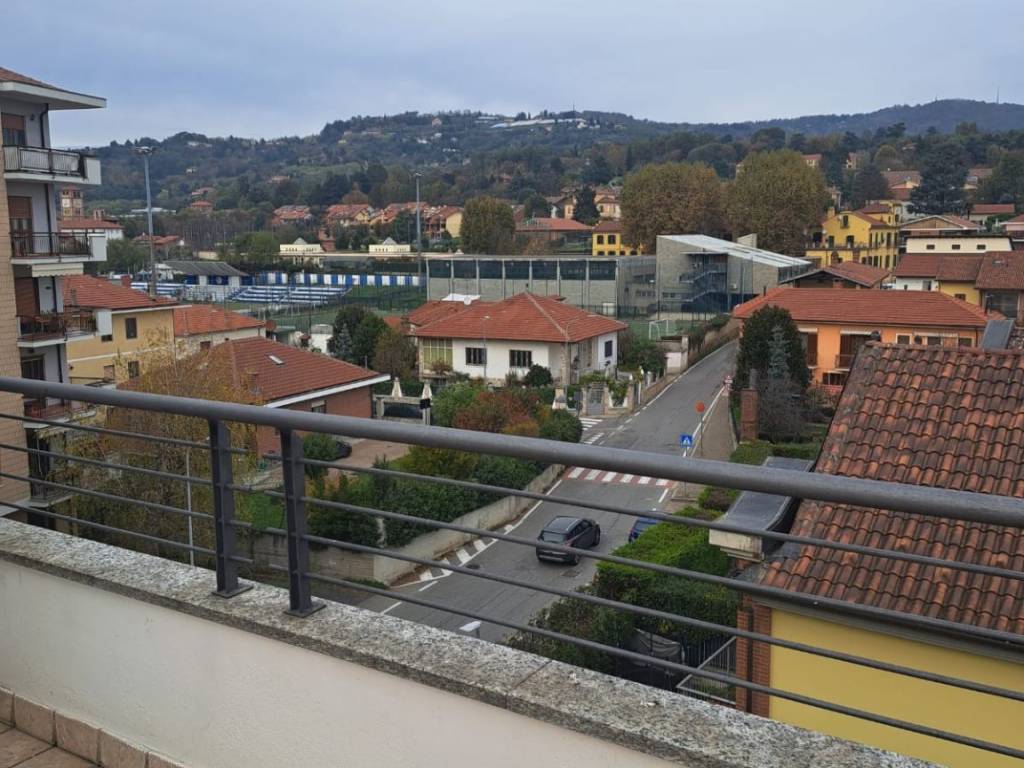 Appartamento a Moncalieri in Strada del Bossolo - Foto 4