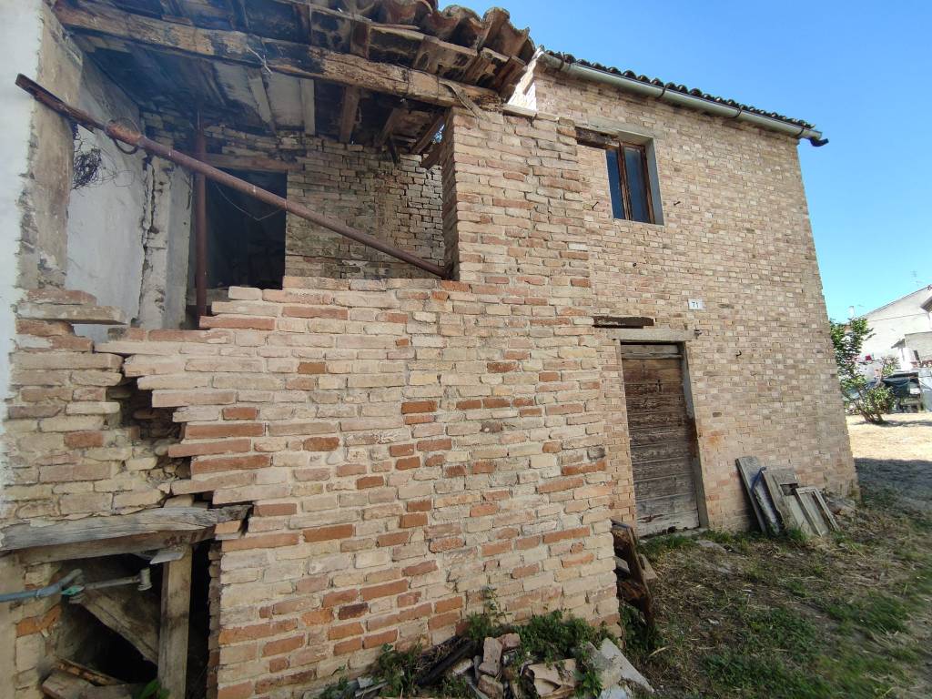 Rustico / casale a Macerata in Via Domenico Troili - Foto 2