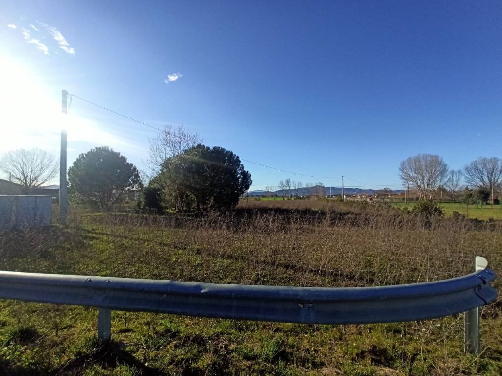 Terreno a Castiglione del lago in Via Trasimeno, 234 - Foto 5