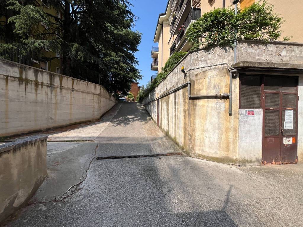 Box / garage a Verona in Via Giovanni Prati, 15 - Foto 3