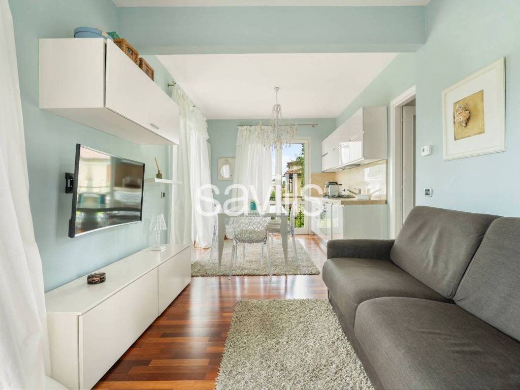 Villa a Pietrasanta in Via Bettino Ricasoli - Foto 4