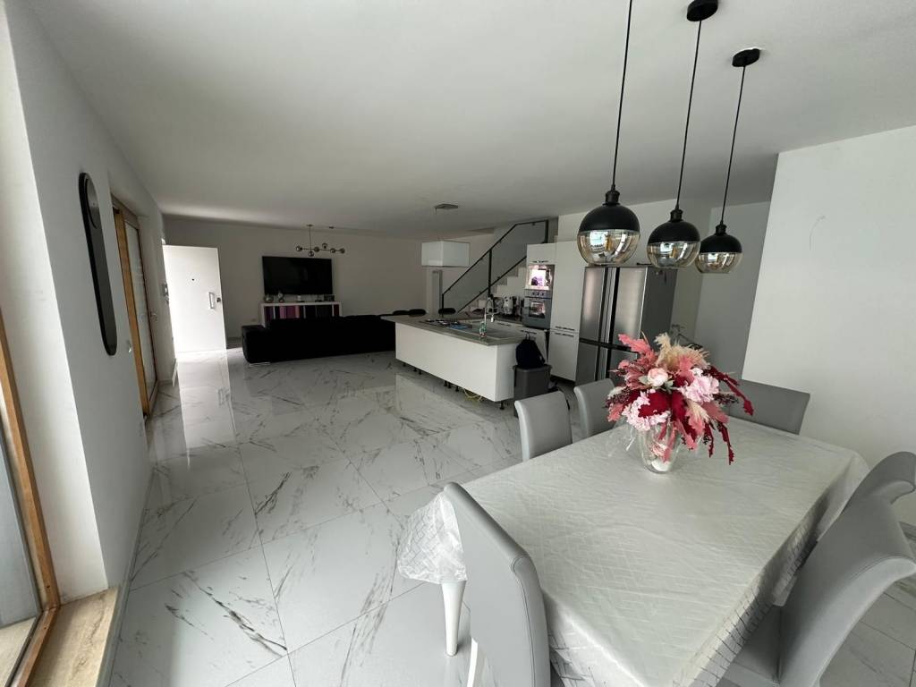 Villa a Lusciano in Via Giancarlo Siani - Foto 5