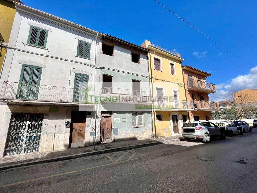 Casa indipendente a Pontecorvo in Corso Giuseppe Garibaldi - Foto 2