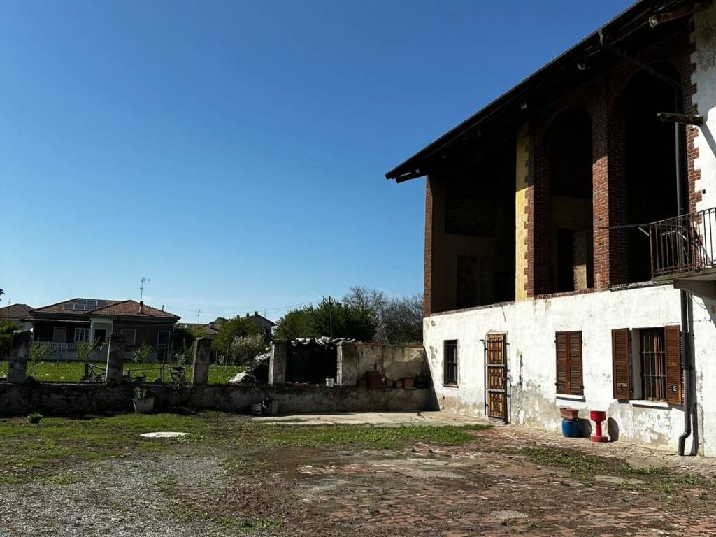 Casa indipendente a Alice castello in Via Cavaglià, 21 - Foto 4