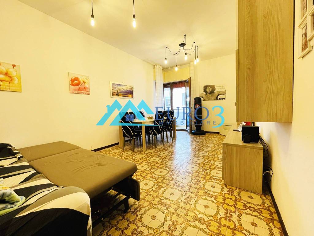 Appartamento a Alba adriatica in Viale Giuseppe Mazzini, 125 - Foto 2