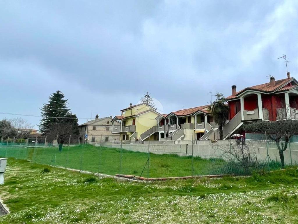 Terreno a Fano in Via della Stazione, 39 - Foto 2