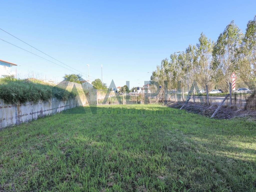 Terreno a Rimini in Via Apollonia - Foto 3