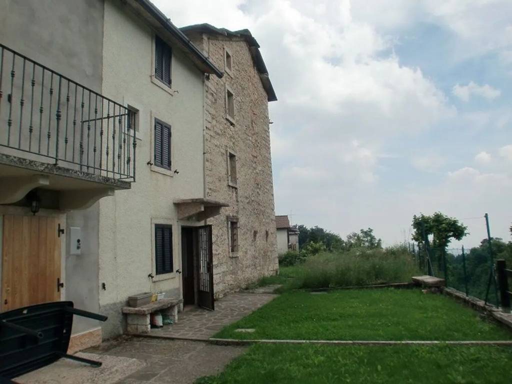 Appartamento a Bosco chiesanuova in Via I. Pindemonte, 2 - Foto 3