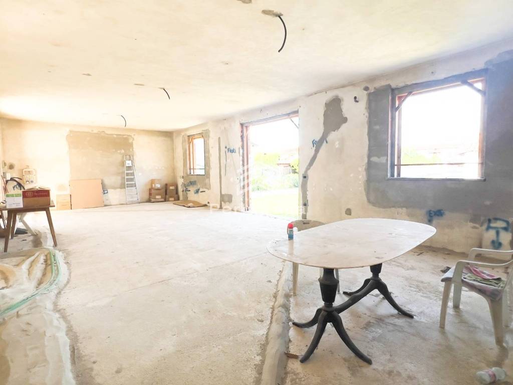 Villa a Cassolnovo in Via Montebello, 60 - Foto 5