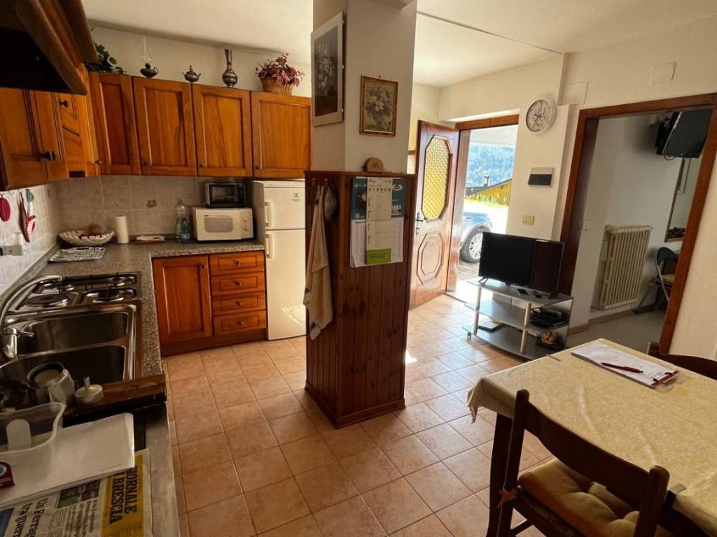 Appartamento a Valle di cadore in Via Pier Fortunato Calvi - Foto 3