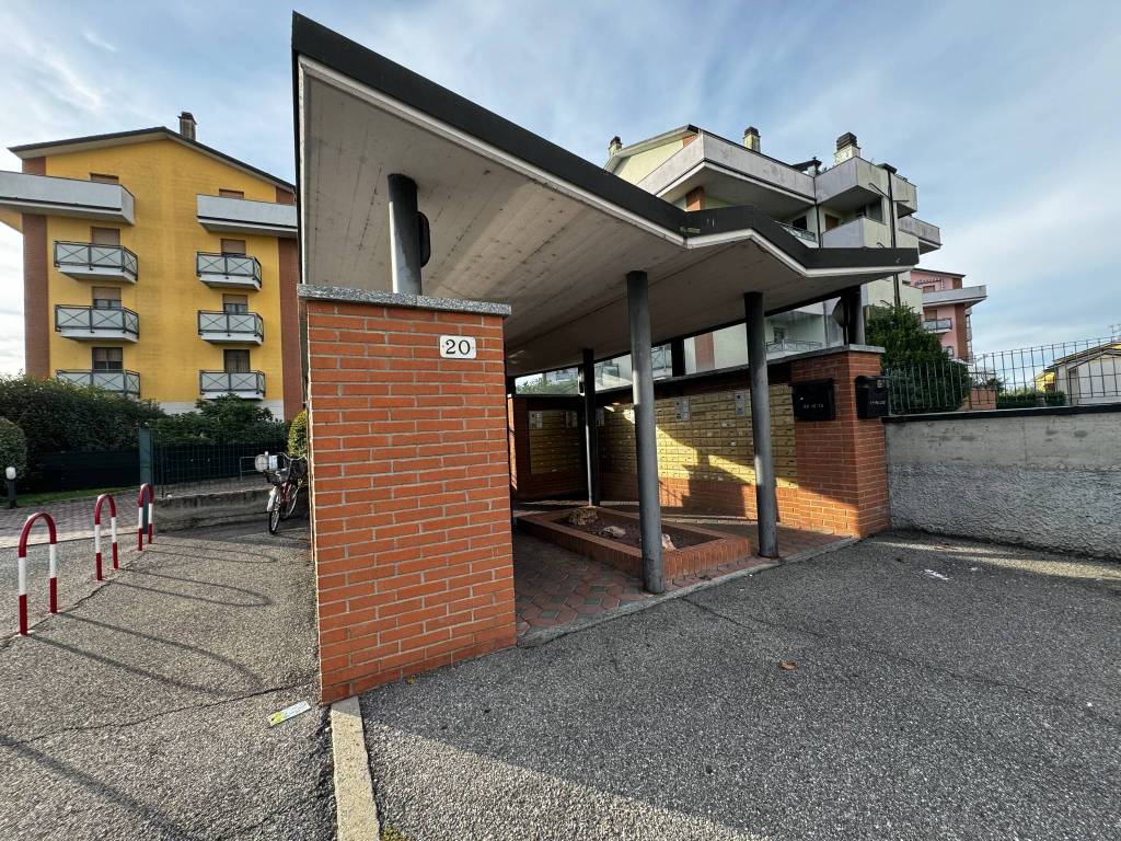 Appartamento a Tavazzano con villavesco in Via Lago Gerundo, 20 - Foto 4