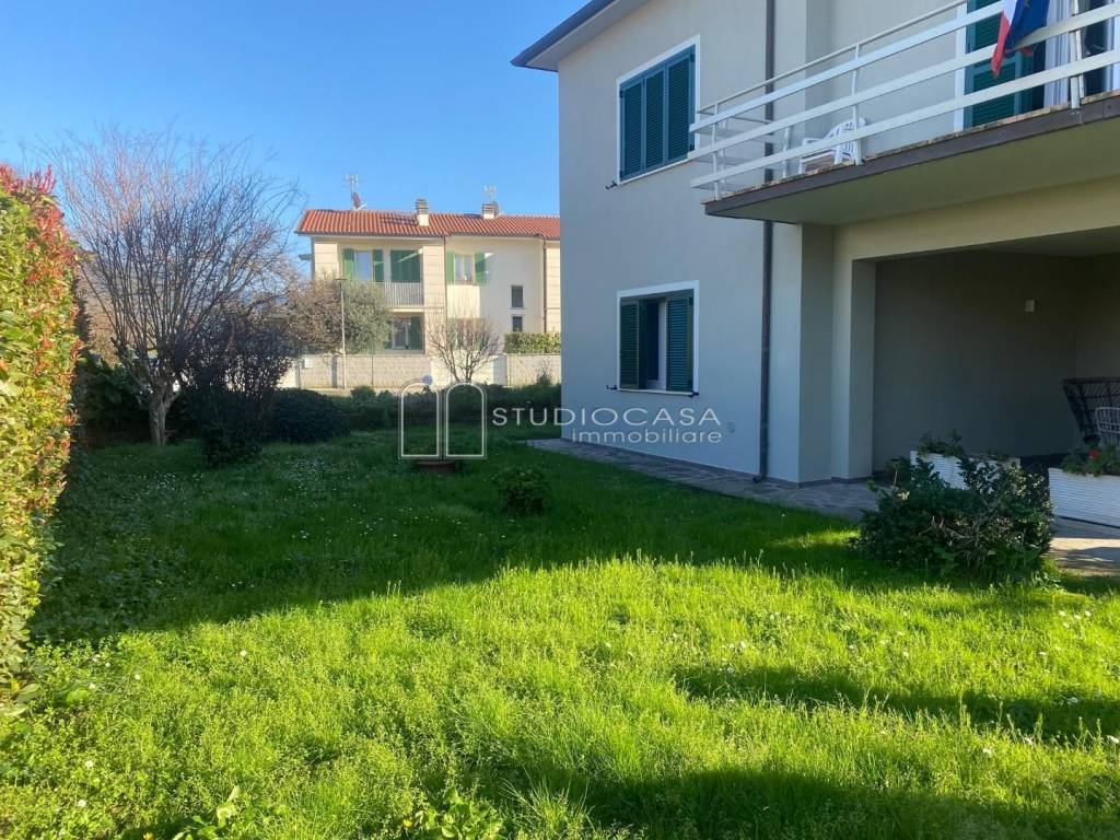Villa a San giuliano terme in Via Luigi Boccherini, - Foto 2