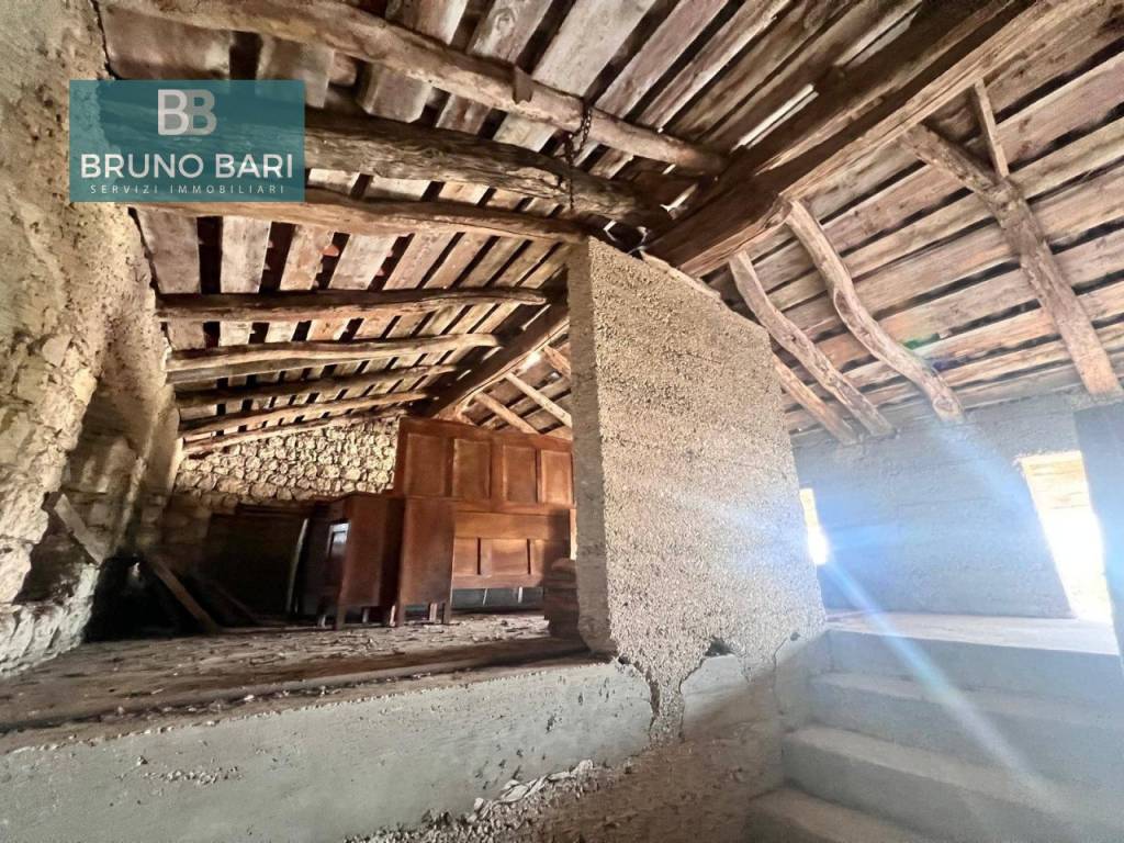 Rustico / casale a Aviano in Via Umberto Saba - Foto 2