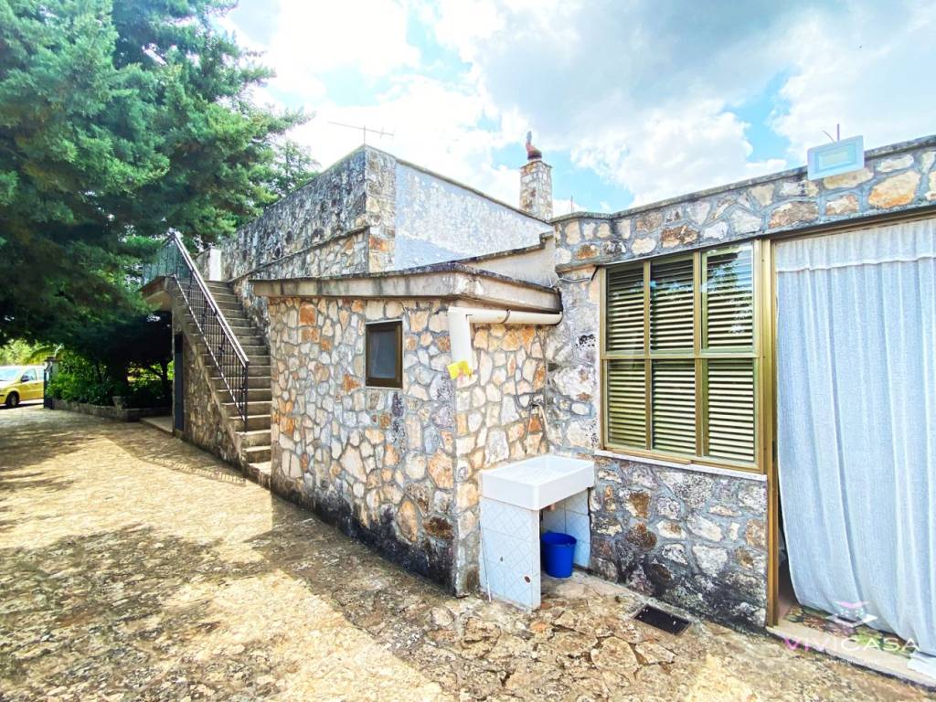 Villa a Putignano in Via Foggia dell'Albero - Foto 5