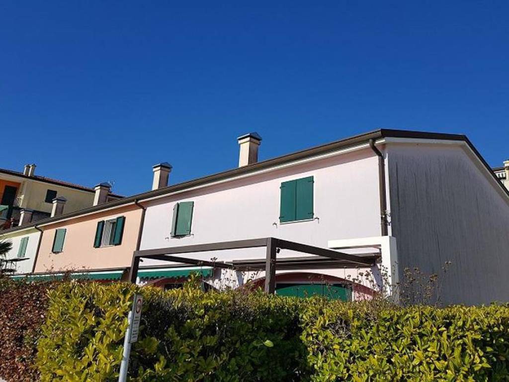 Villa a Caorle in Via Riva dei Bragozzi 186 - Foto 5