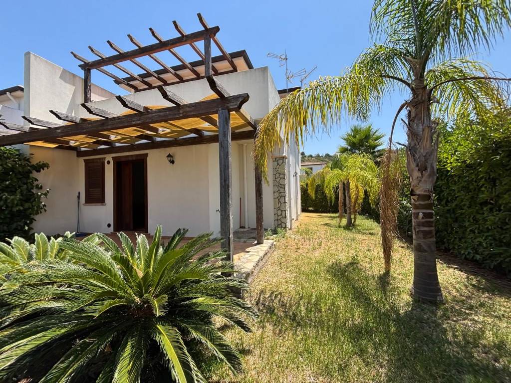Villa a Campofelice di roccella in Contrada Pistavecchia - Foto 2